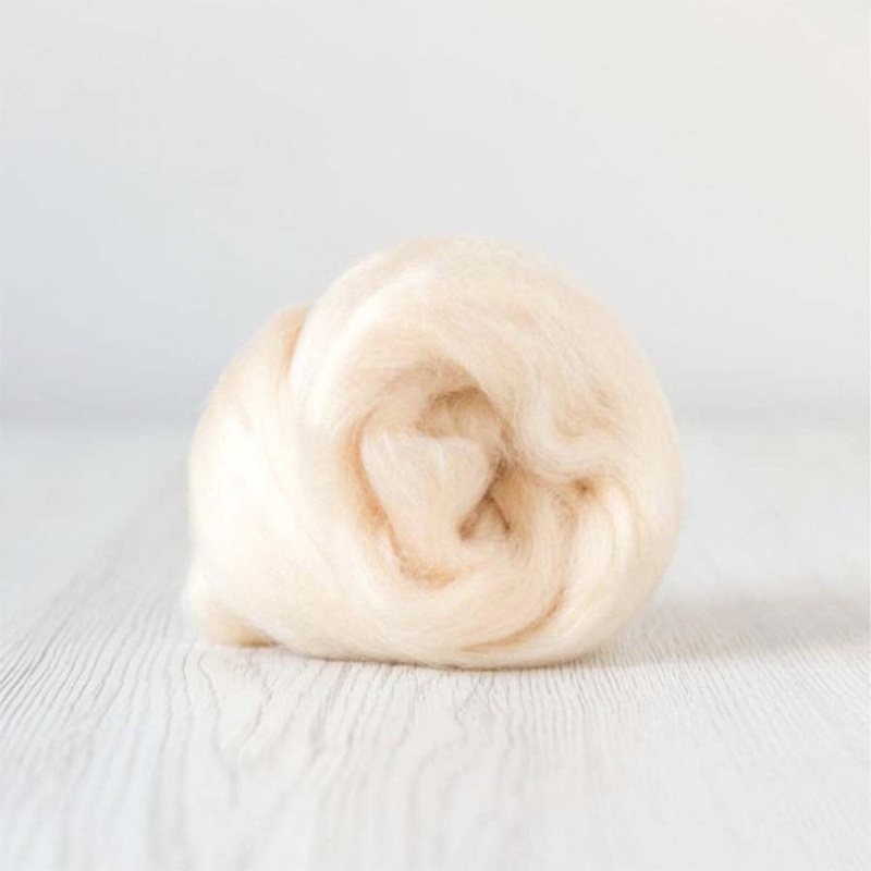 Viscose Fibre SHINY Roving for Felting Spinning  Acacia (DHG ) 100g
