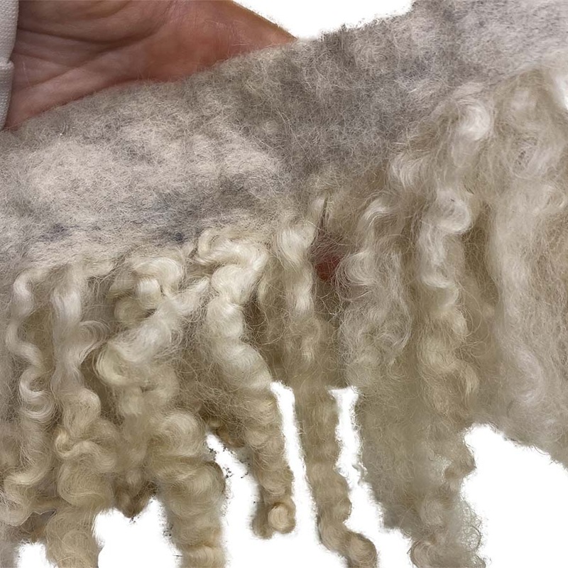 Curly Wool Locks on Cloth (05)- White Cream | 150cm