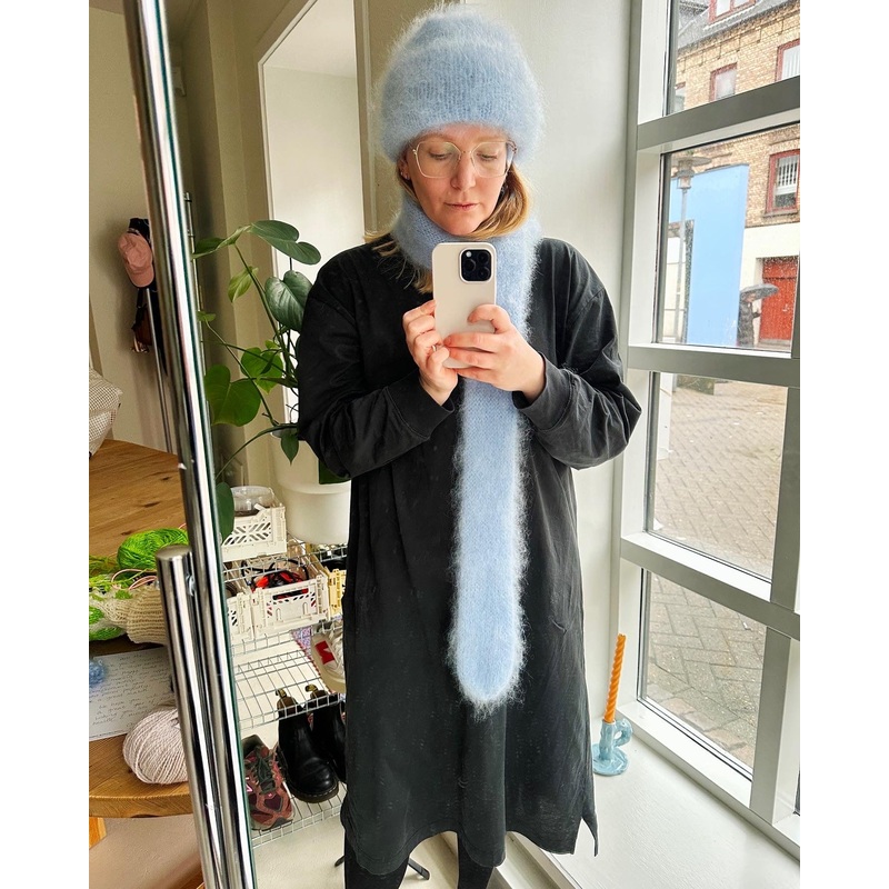 Fat Fur Boa|Dansk|Engelsk