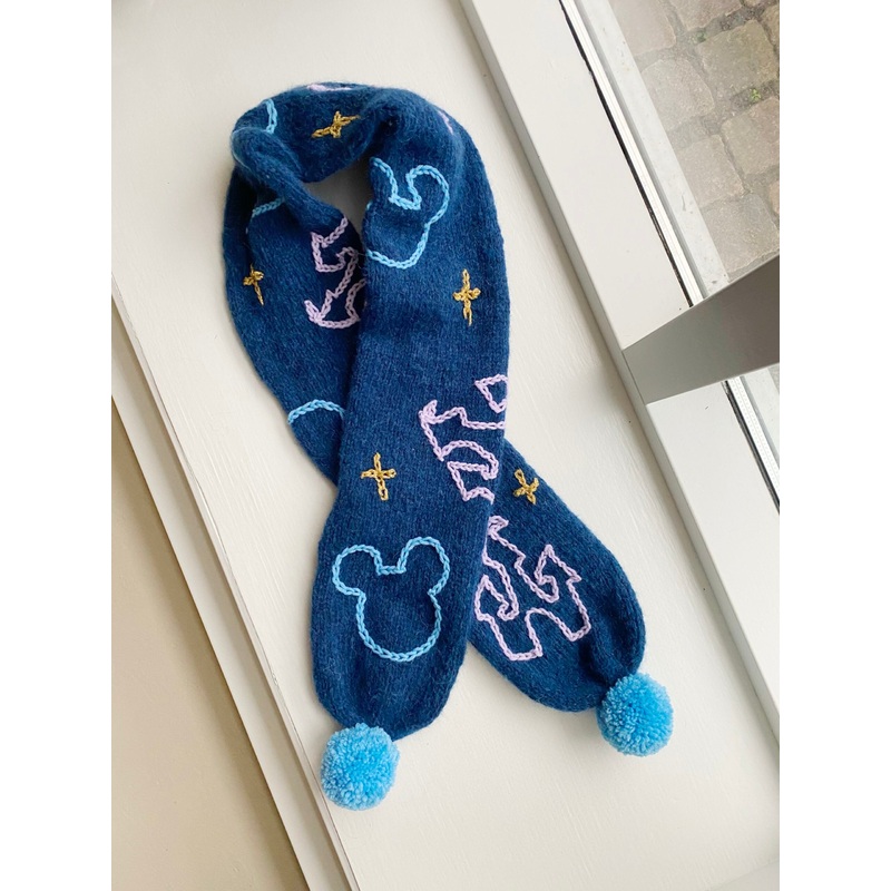 Magic Scarf – Disneyland Paris x Spektakelstrik Strikkeopskrift