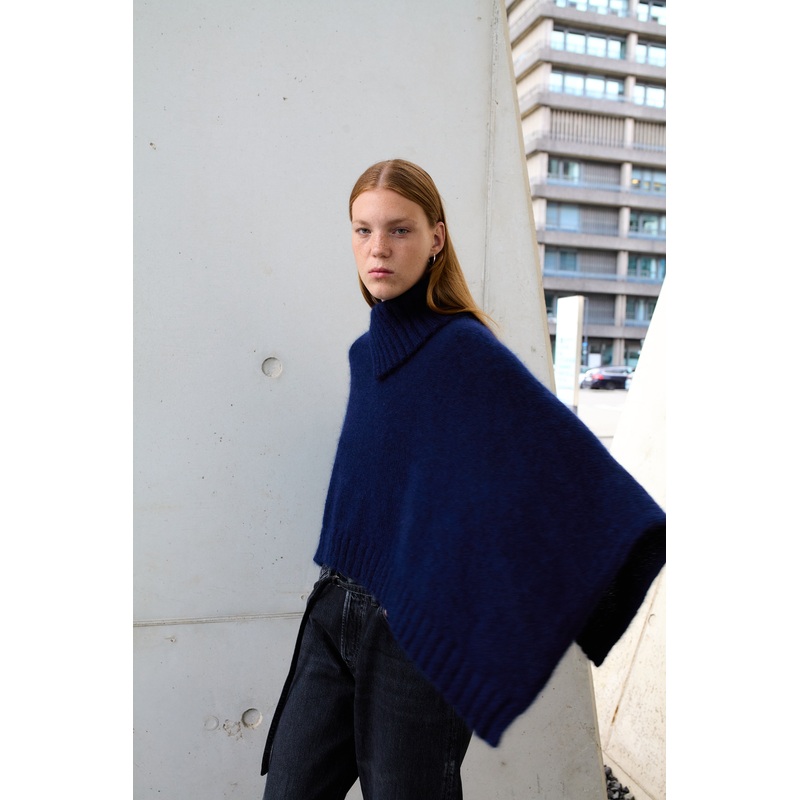 Nina Cape|Dansk|Engelsk