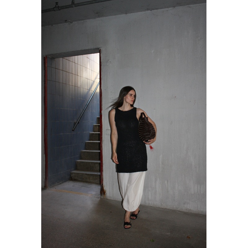 Sidewalk Dress Texture|Dansk|Engelsk