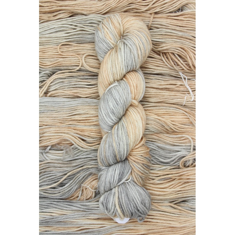 DKIV – Gilded Beige