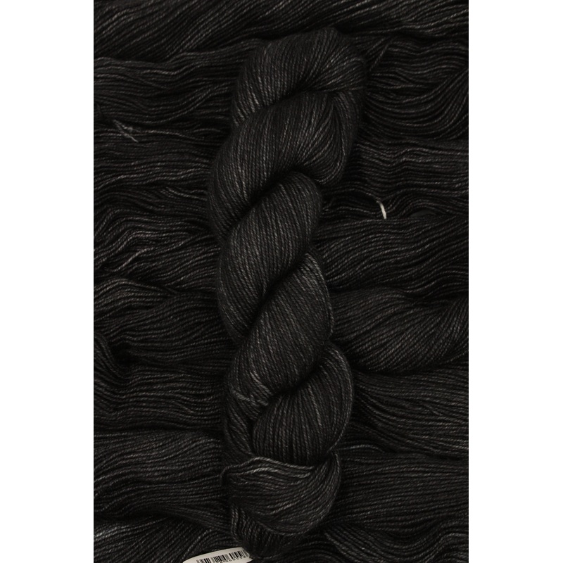 Merino Silk – Dark Wall