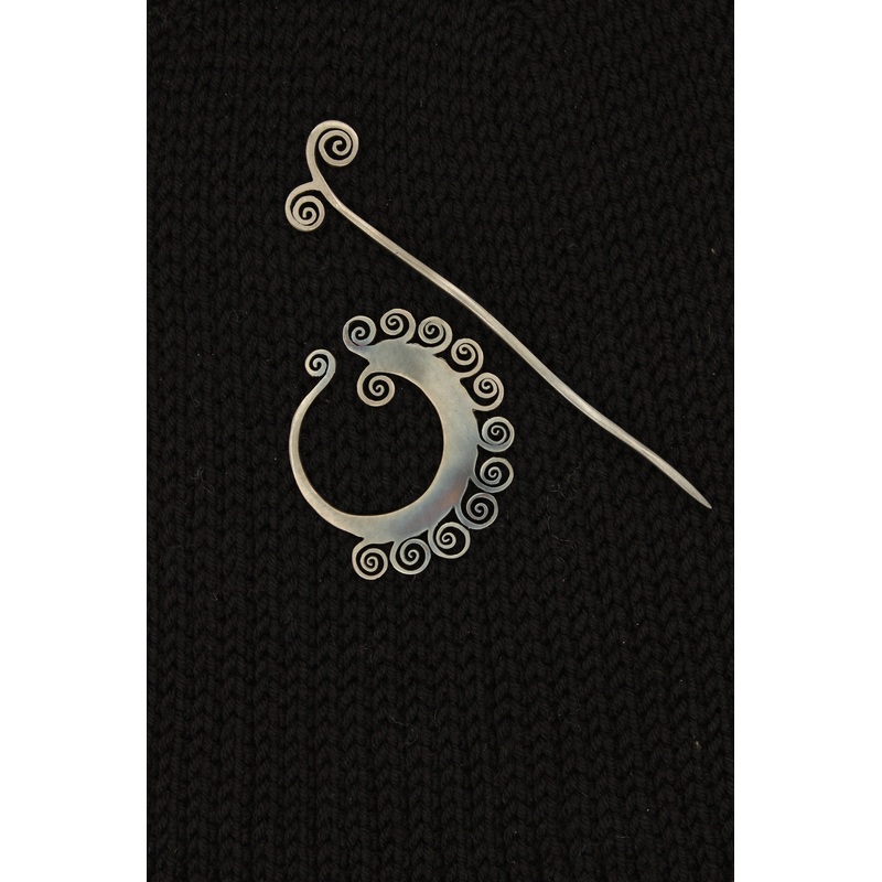 Shawl Pin – Black Coil