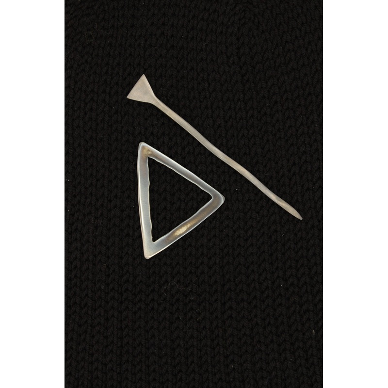 Shawl Pin – Black Triangle Mid-Century Modern