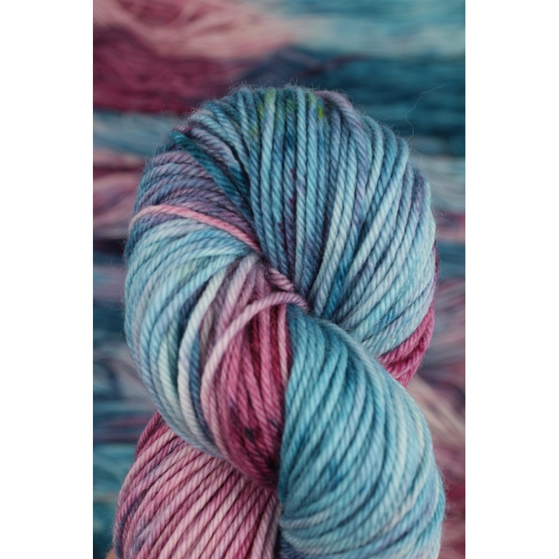 The Bright Kettle – Merino 8ply
