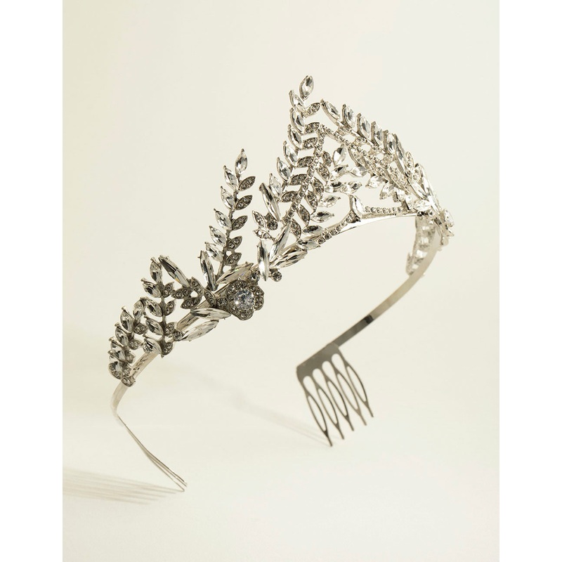 Oversized Laurel Stately Crown