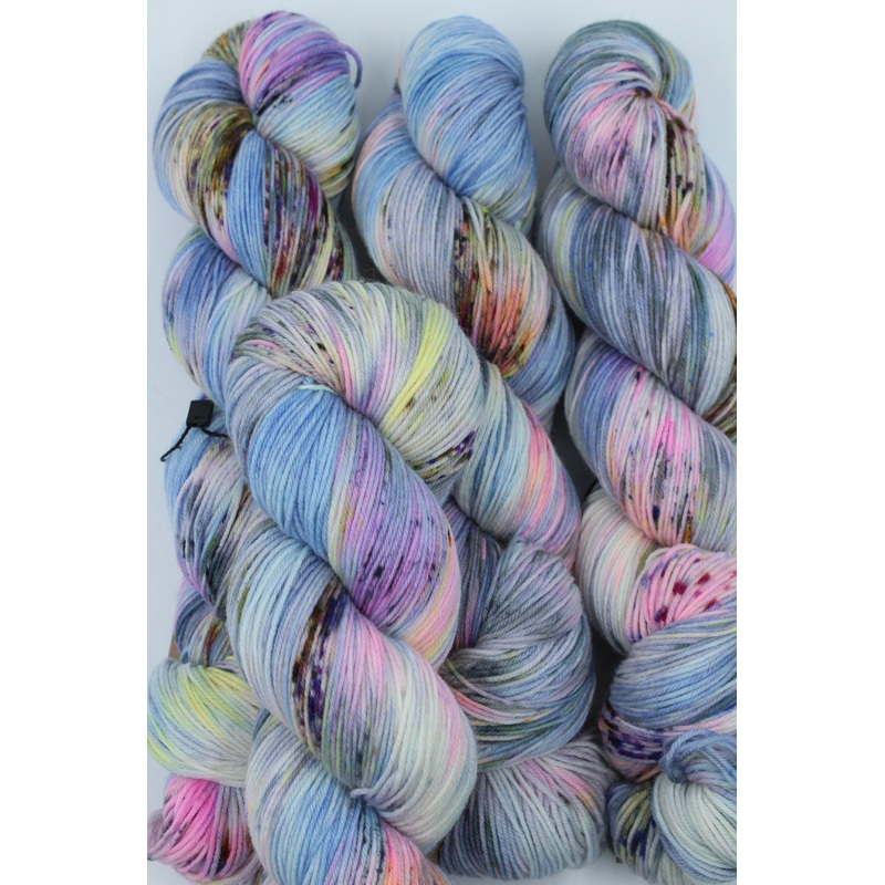 Smooth Sock – Frozen Whisper