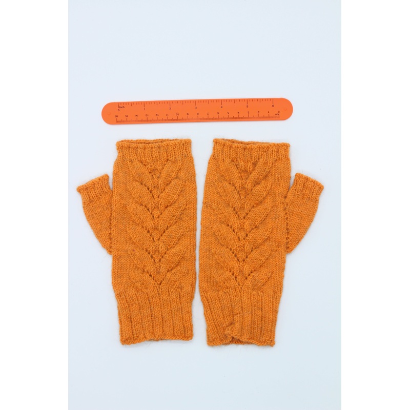 Lorraine – Adult Mittens – Orange