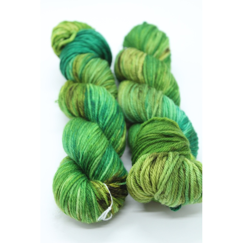 Bella 8ply – Skullism