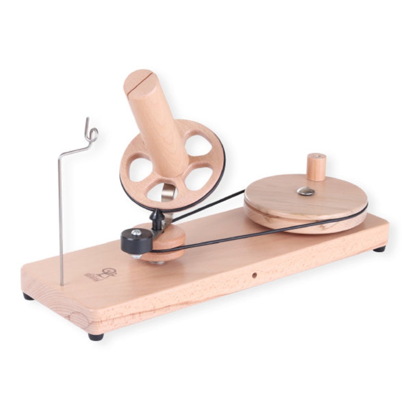 Ball Winder – Yarn holders and winders
