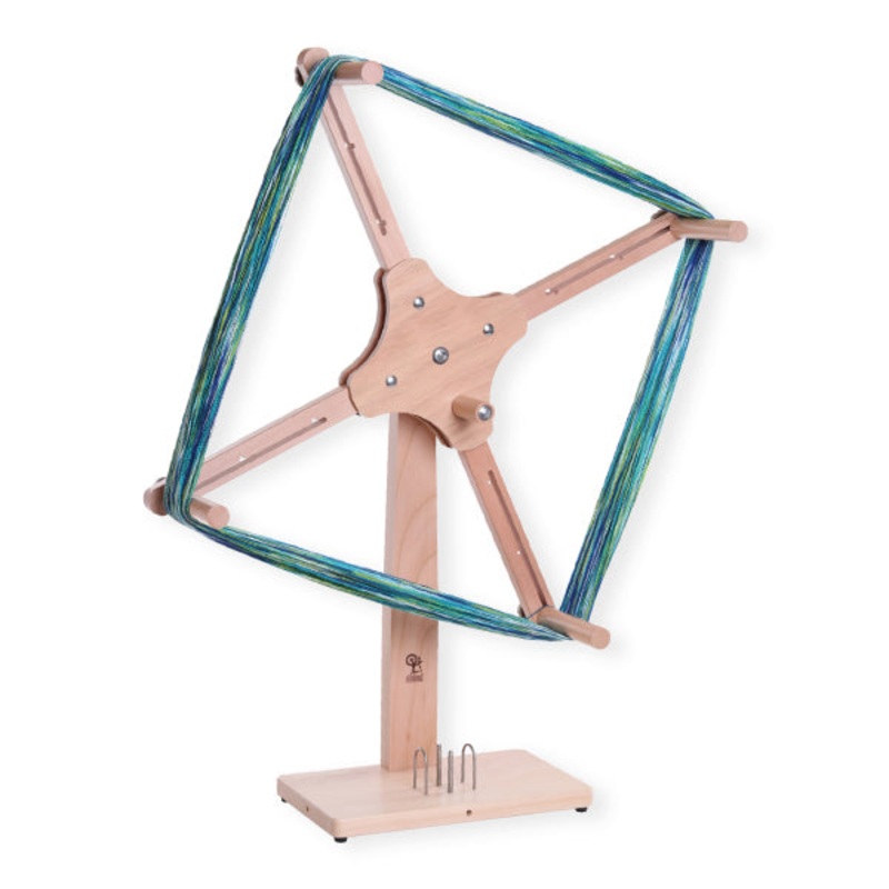 Skeiner 2 – Warping tools Yarn holders and winders