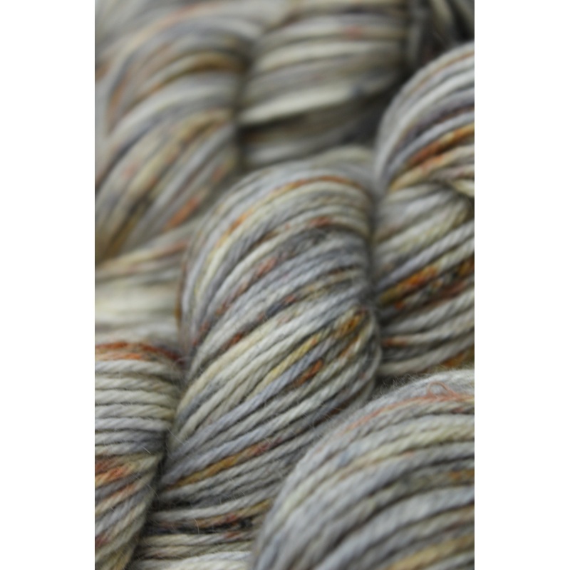 Wolf – Indulgence 8ply