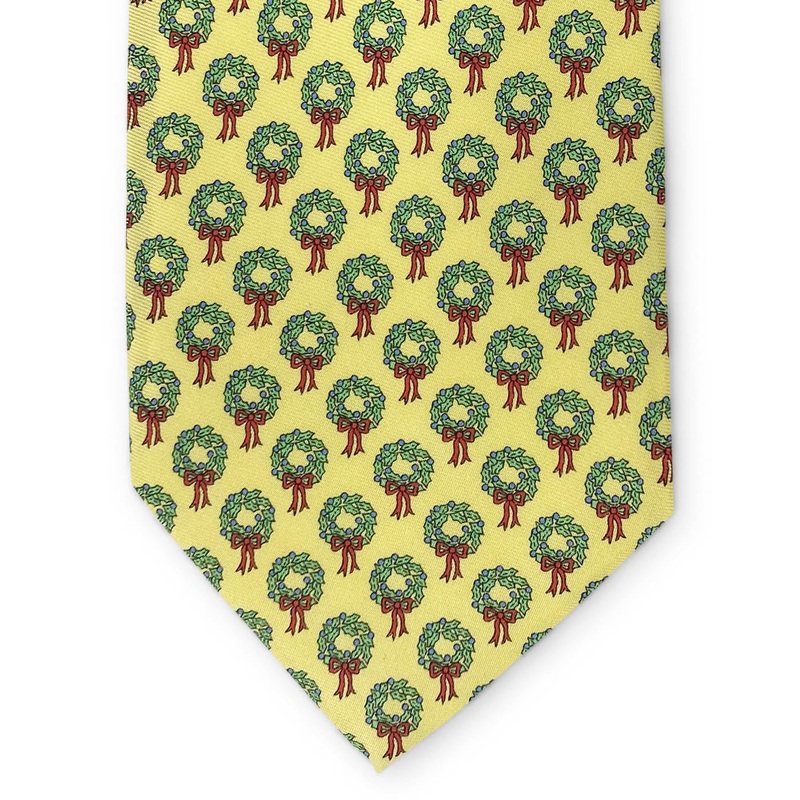 Holiday Wreaths: Tie – Yellow