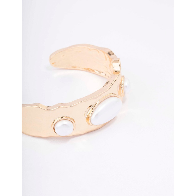 Gold Oval Pearl Wrist Cuff
