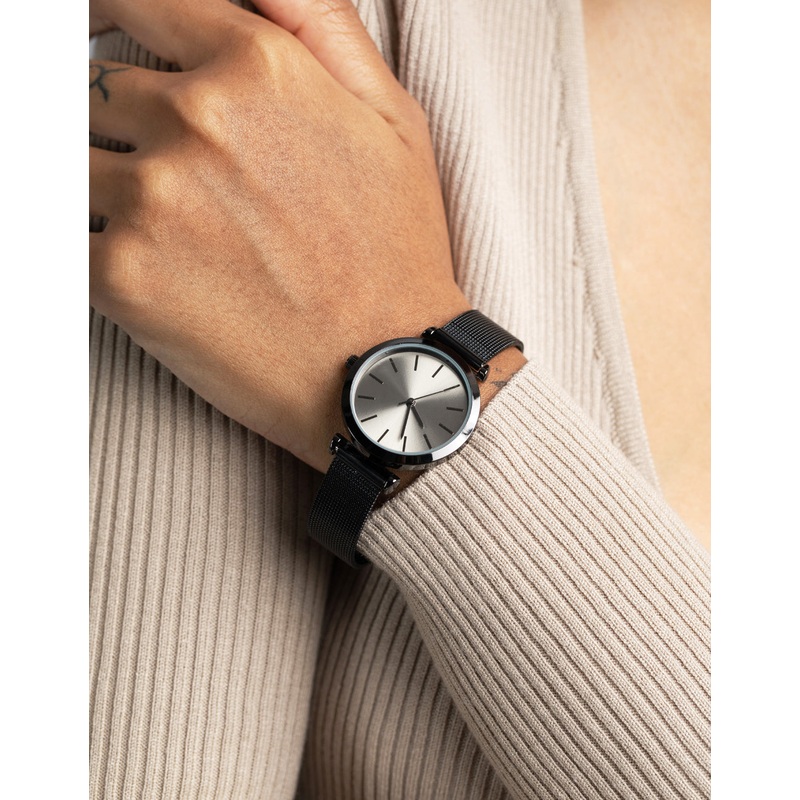 Gunmetal Round Metal Mesh Watch