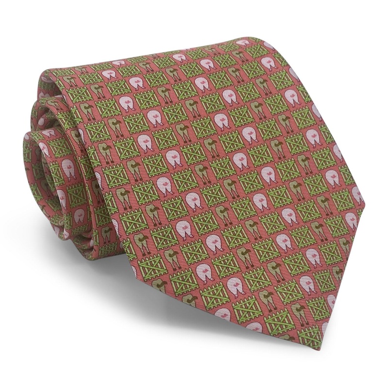 Tail Gate: Tie – Coral
