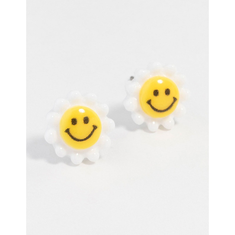 Smiley Daisy Stud Earrings