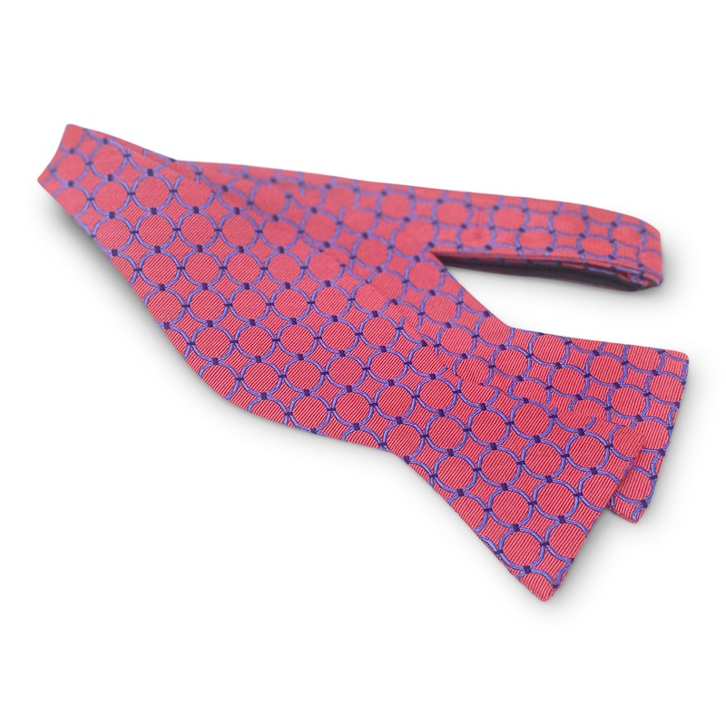 Sturgess: Bow – Red