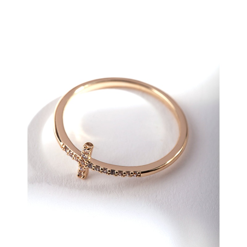 Gold Cubic Zirconia Cross Ring