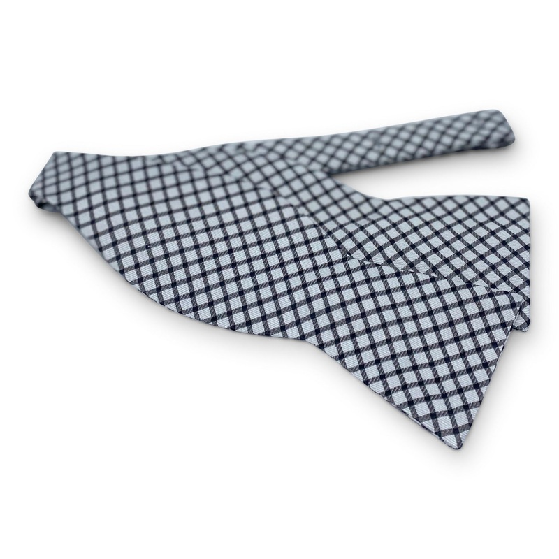 Plaid Formal: Bow – Black/White