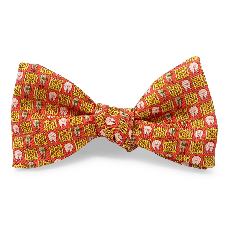 Tailgate: Bow – Red