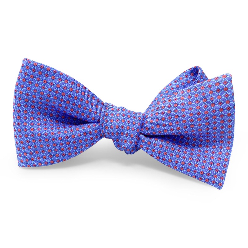 Barcelona: Bow – Blue