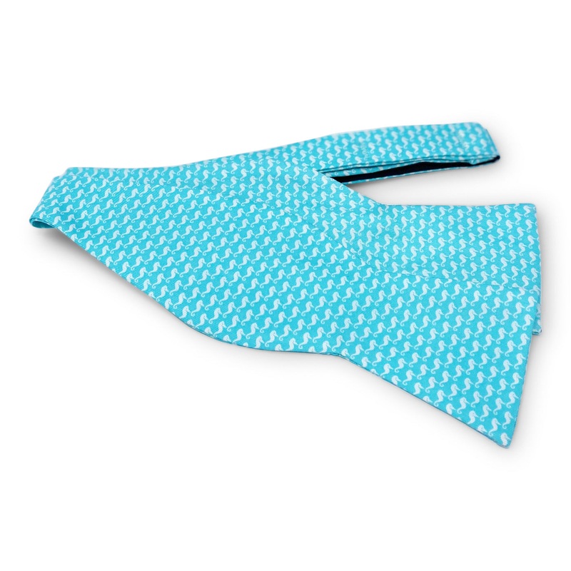 Seahorse Silhouette: Bow – Aqua