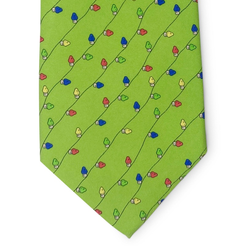 Holiday Lights: Tie – Green