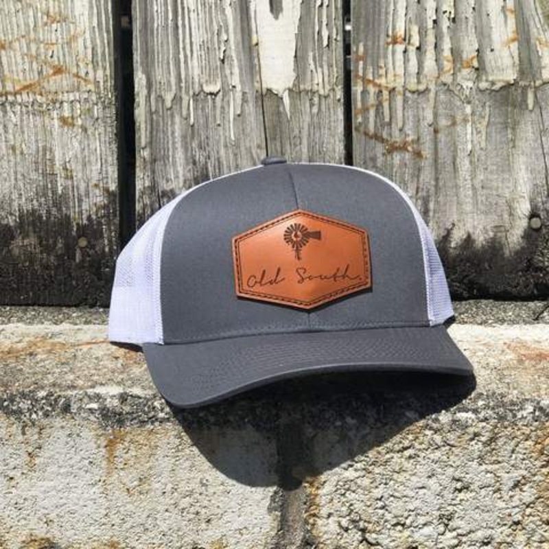 Signature Trucker Hat|Graphite/White|Graphite/Black