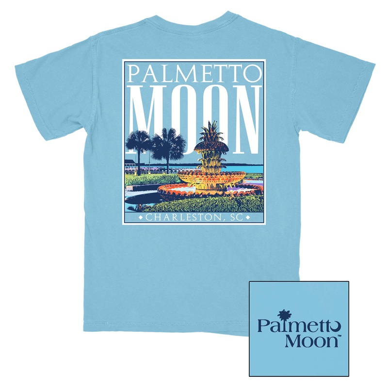 Charleston Pineapple Fountain Short Sleeve T-Shirt