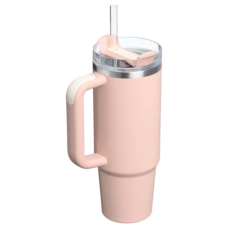 The 30oz Quencher H2.0 Flowstate Tumbler in Peach Whip Gloss