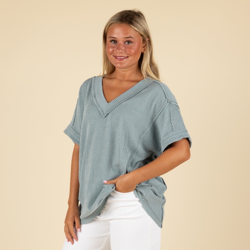 Ribbed V-Neck Short Sleeve Knit Top