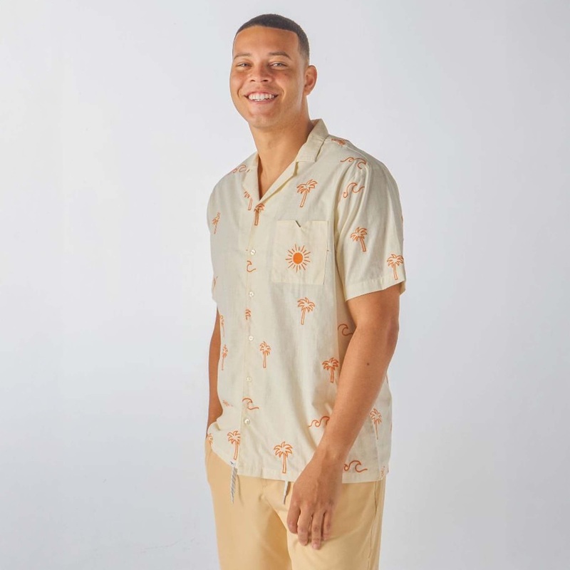 Men’s Vacation Button Down Shirt