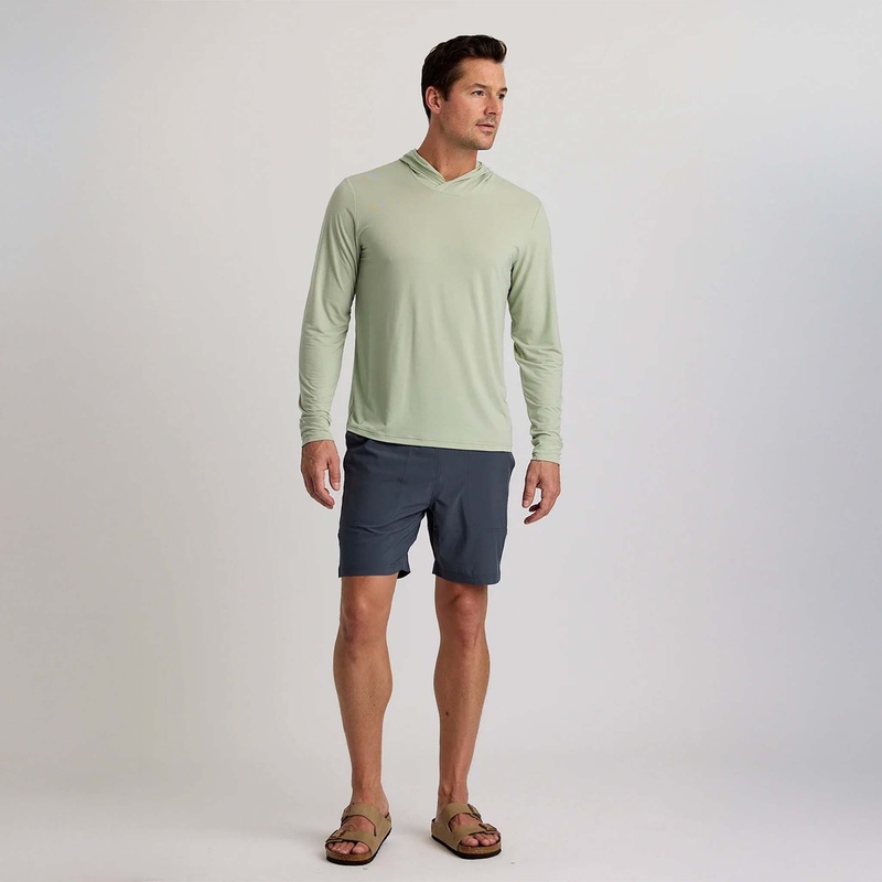 Long Sleeve Elevate Lightweight Hoodie in Desert Sage