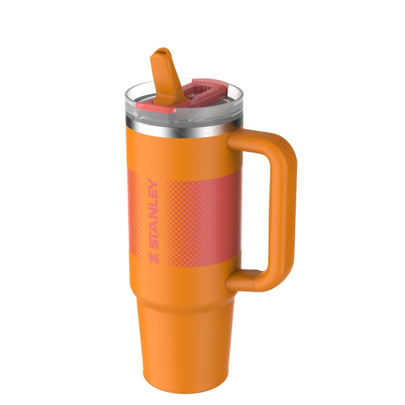 The 30oz Quencher ProTour Flip Straw in Goldenrod Fade