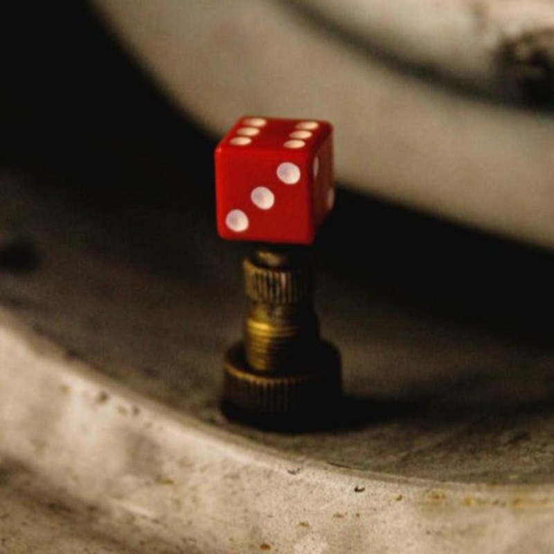 DICE – Valve Stem Caps|RED|WHITE|BLACK|PINK|TRANSLUCENT GREEN|TRANSLUCENT BLUE|TRANSLUCENT RED