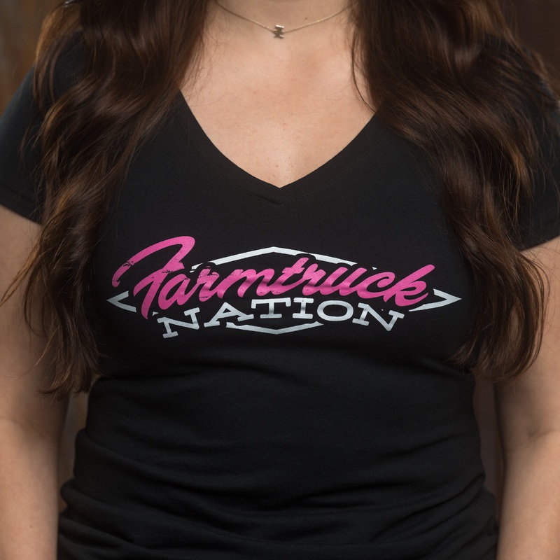 Womens Farmtruck Nation V-Neck – Black