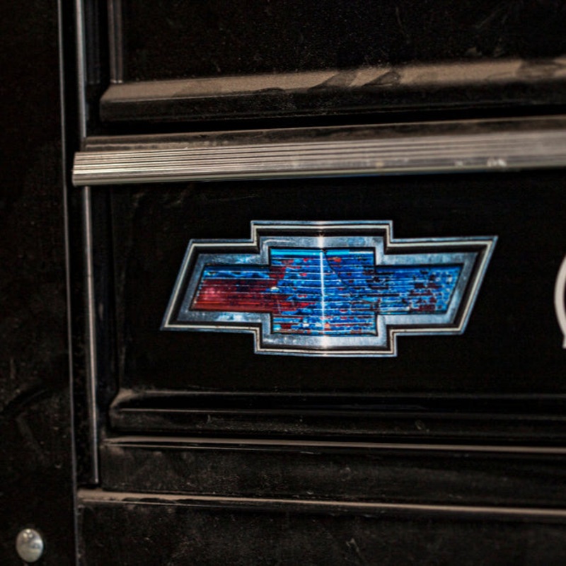 Farmtruck Bow Tie Hood Sticker