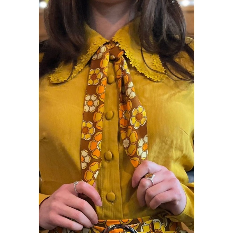 Exclusive ‘Dolly’ Mod Blossom Tangerine – Scarf
