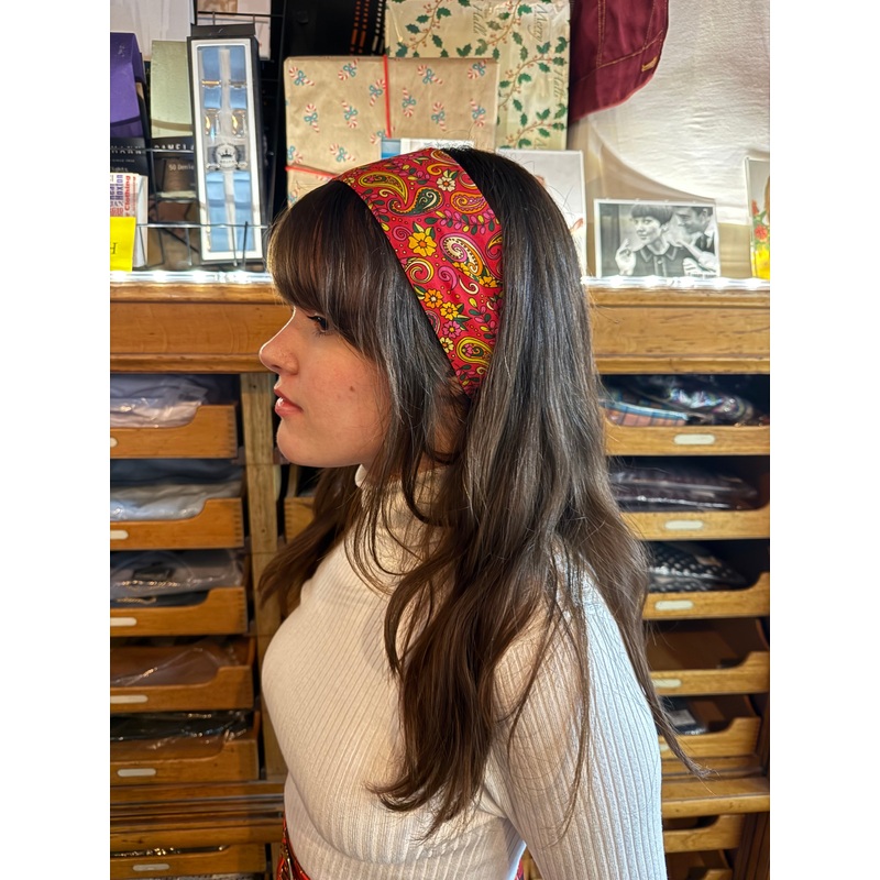 Exclusive ‘Dolly’ Paisley Daze Pink – Scarf