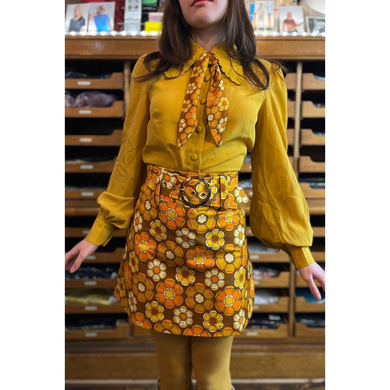 Exclusive ‘Marianne’ Mustard Flower Tipped Collar – Blouse