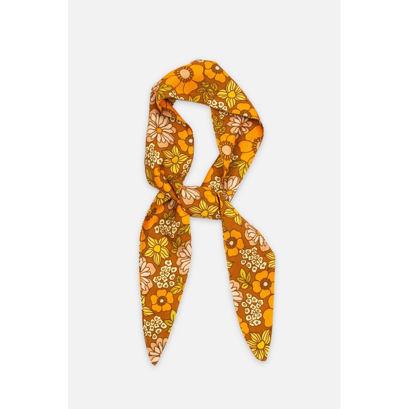 Exclusive ‘Dolly’ Love Grows Earth – Scarf