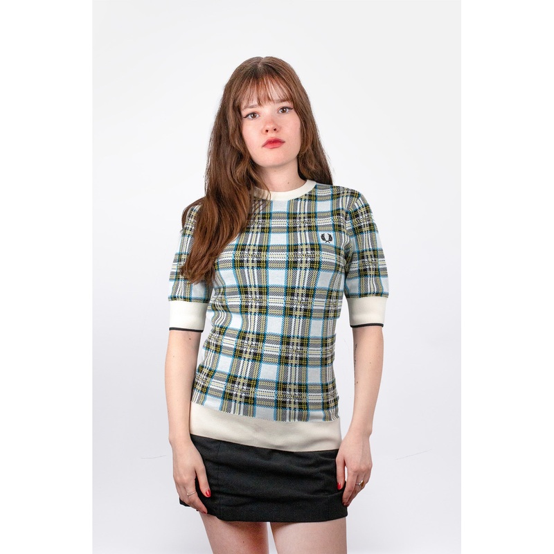 K1109 Knitted Tartan – T-Shirt