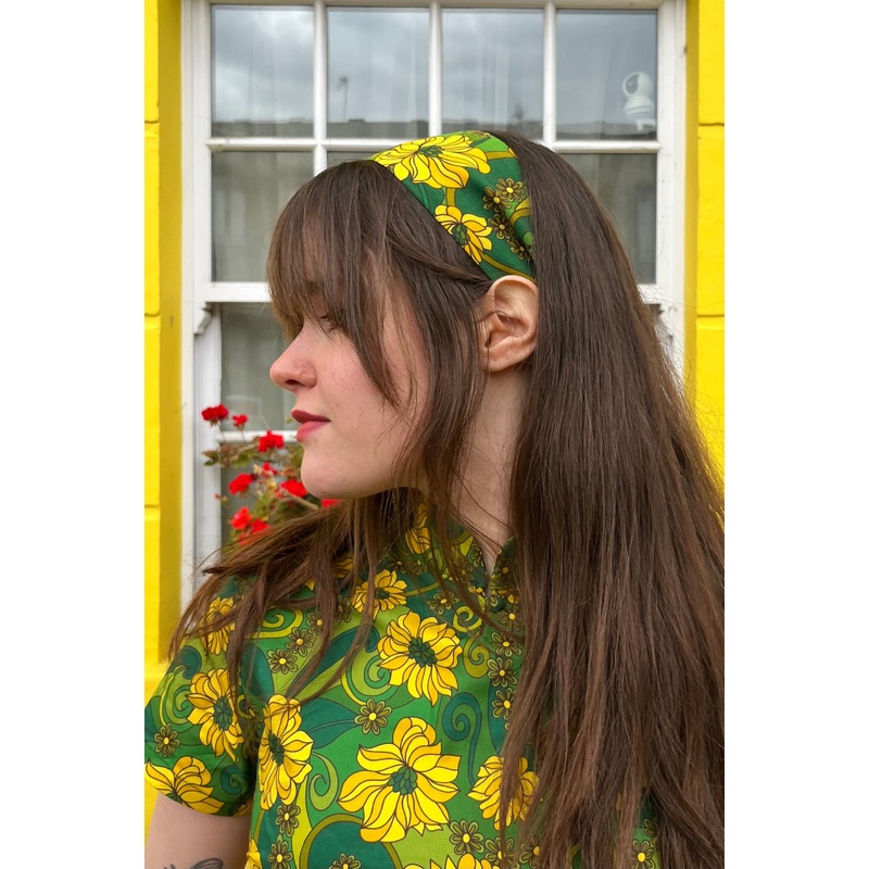 Exclusive ‘Dolly’ Ivy Green – Scarf