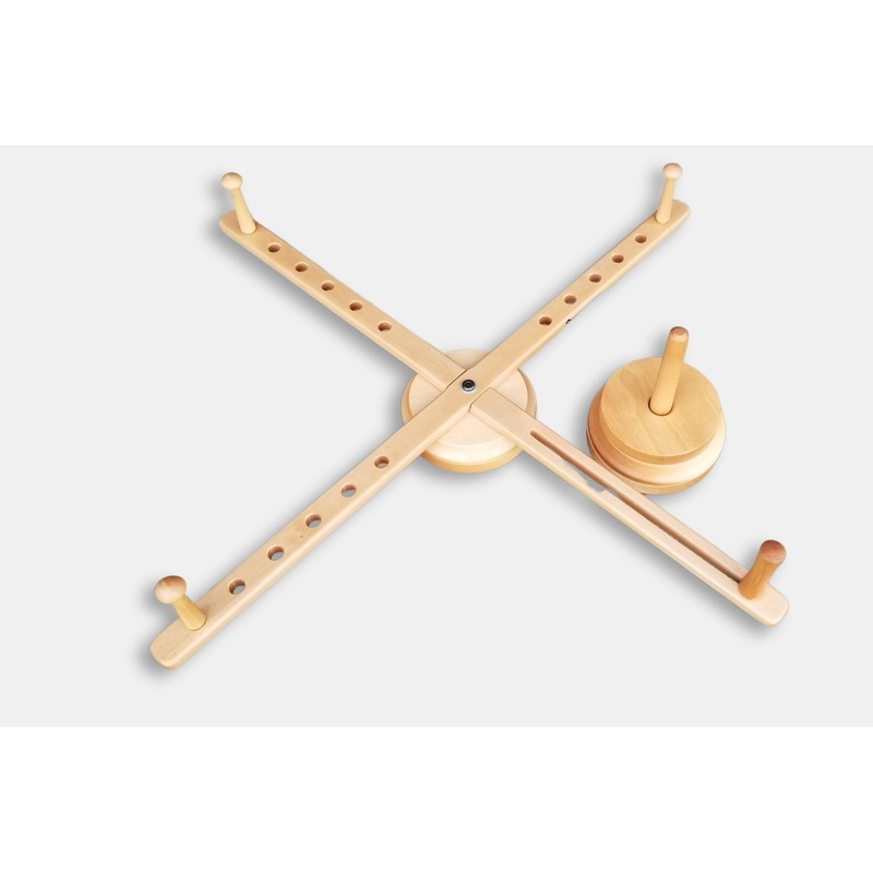 Table Top Swift w/ Yarn Buddy