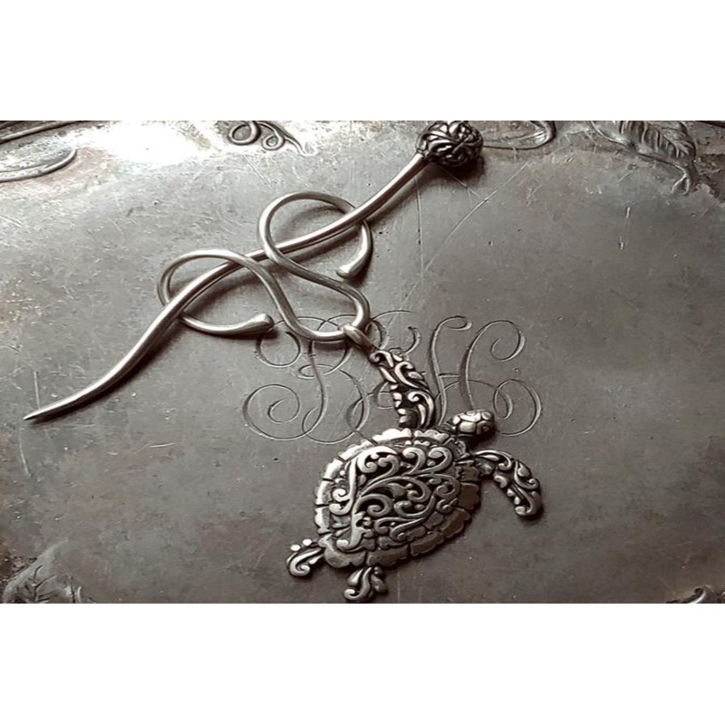 Charm Lock Shawl Pin|Tree Frog|Dragonfly|Sea Turtle|Bee|Butterfly|Hummingbird