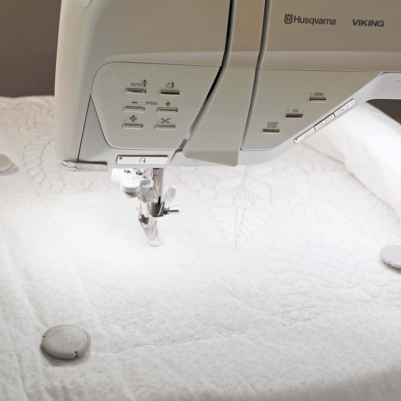 HUSQVARNA VIKING Large Metal Embroidery Hoop 240 mm x 150 mm