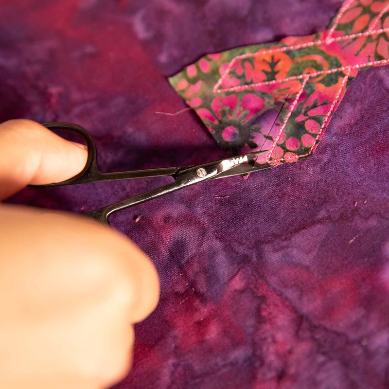 PFAFF 8.9cm Curved Embroidery Scissor